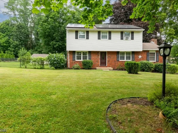 44 Ramar Street, Mount Olive Twp., NJ 07836