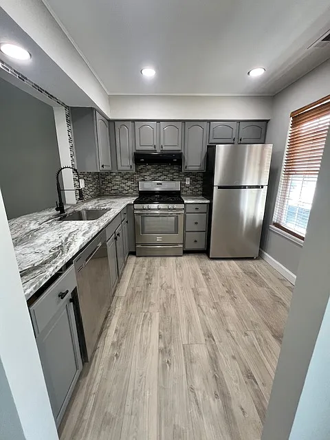 125 Devonshire Ct #125