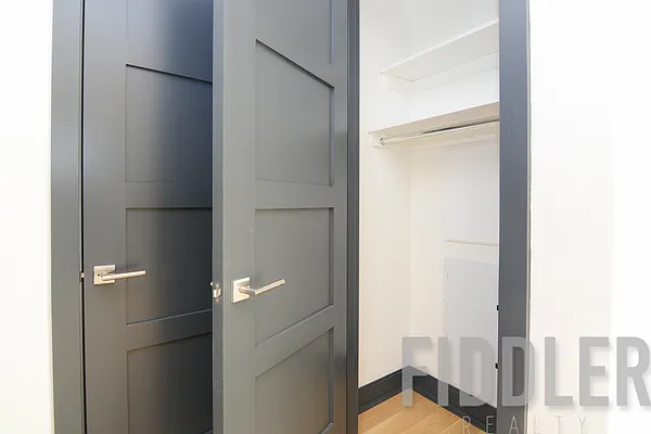 Rented by The KCI Group | media 6