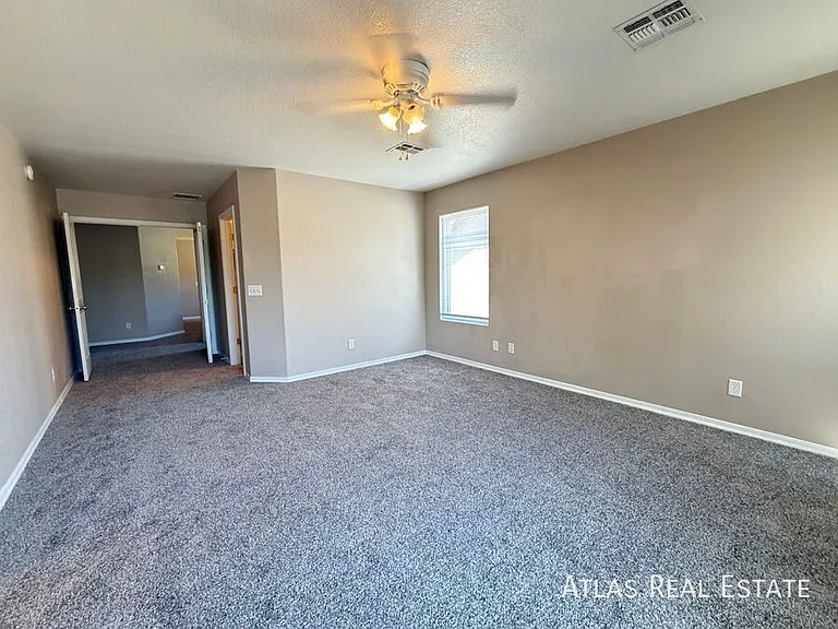 1925 S McConnell Dr — Photo 5
