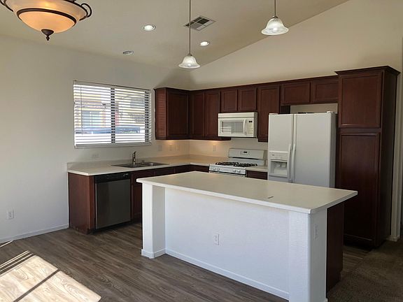 3rd image of 5513 Greenley Gardens St