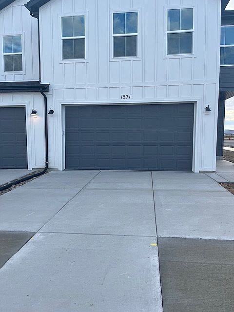 1st image of 1571 N Summer Springs Cv