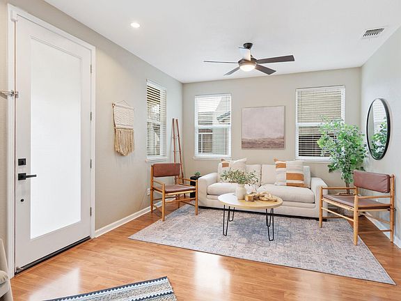 5th image of 10 Carova Beach Place