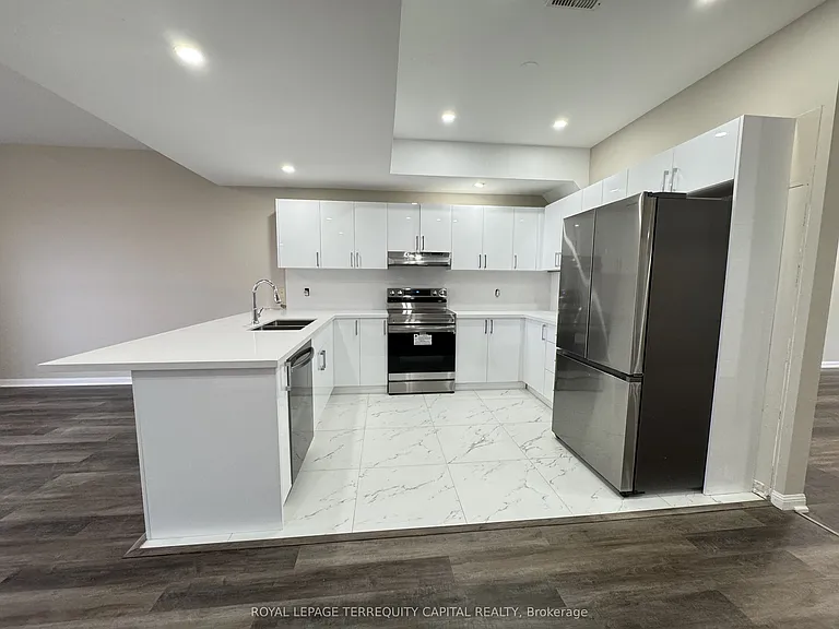 349 Edgehill Dr — Photo 4