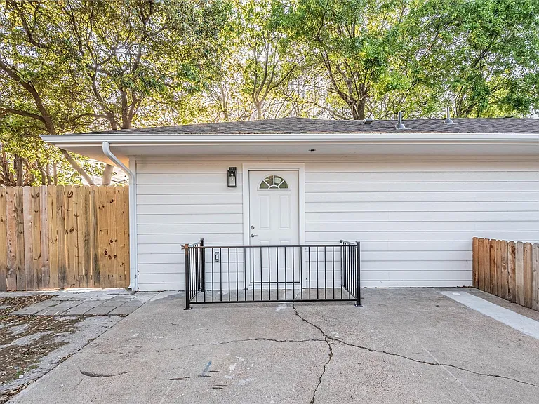 6003 De Moss Dr — Photo 21
