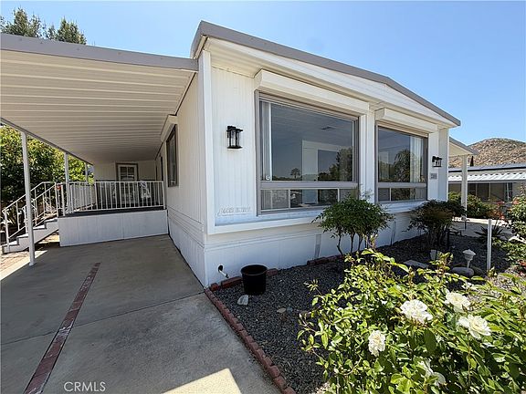 3rd image of 22895 Skylink Dr