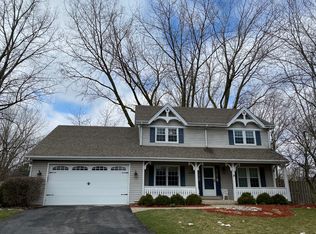 5S726 Westwind Dr, Naperville, IL 60563