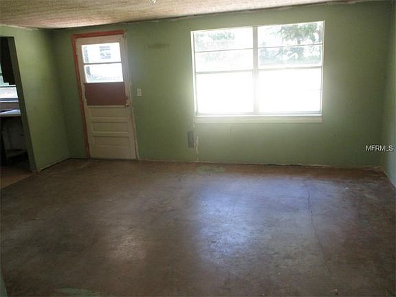 4th image of 37167 Janet Cir