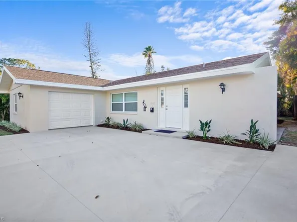 3581 Corana WAY, NAPLES, FL 34105