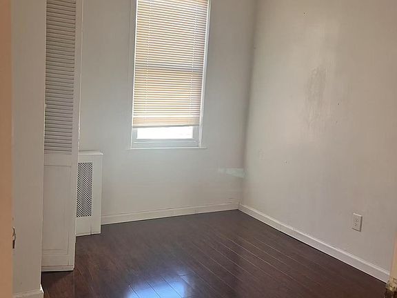 5th image of 2218 127th St Floor 1