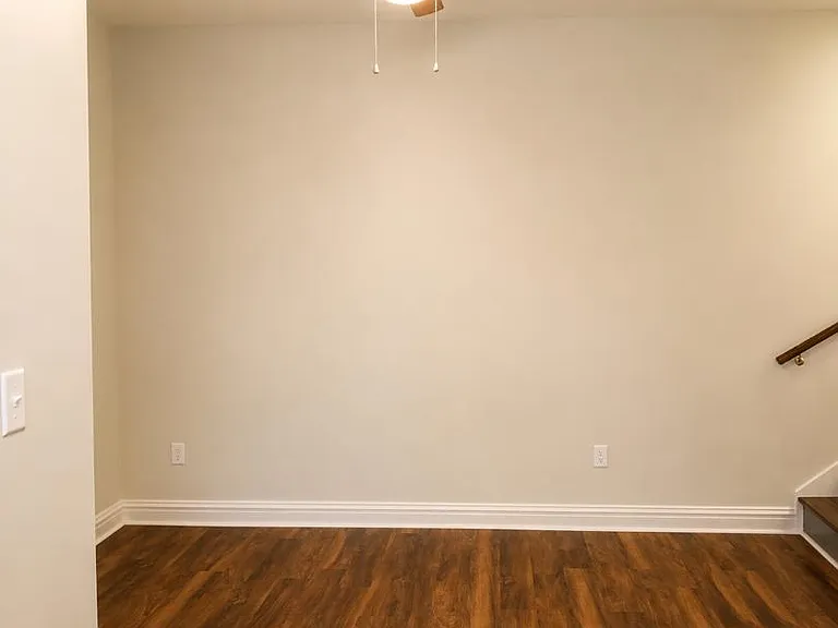 Unit Photo