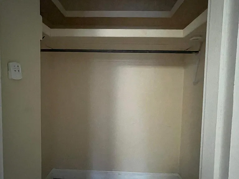 3668 Kingsboro Rd NE #10 — Photo 11