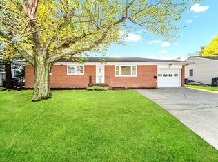 7 University Ct, Normal, IL 61761