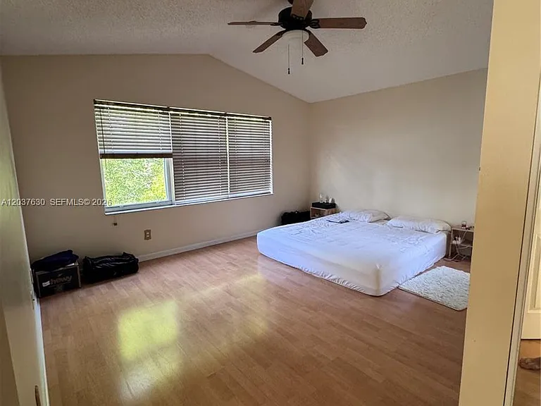 4924 SW 151st Ave — Photo 15