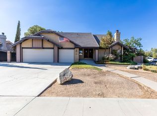 916 W Vicki Ave, Ridgecrest, CA 93555