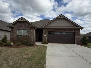 9513 Hampton Oak Dr, Owens X Rds, AL 35763