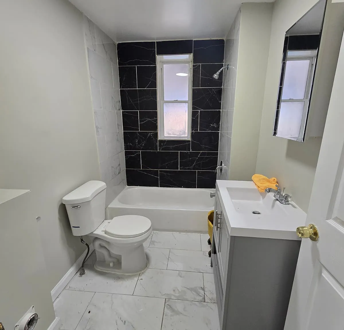 4 bed, $2,350 — Photo 3