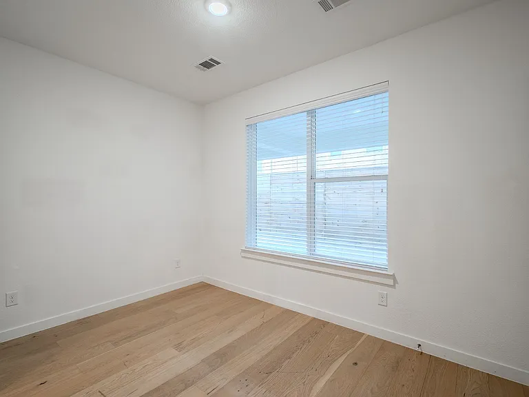 6144 Oram St #1 — Photo 23