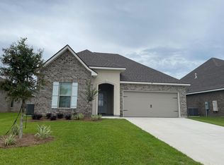 87 Bon Ami Dr, Freeport, FL 32439