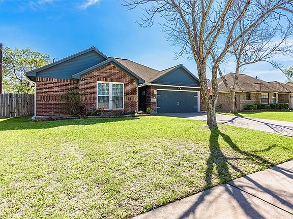 2nd image of 3401 Blue Wing Dr