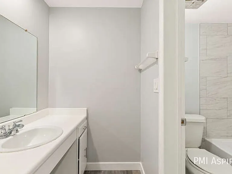 1075 Saulsbury St #103 — Photo 7