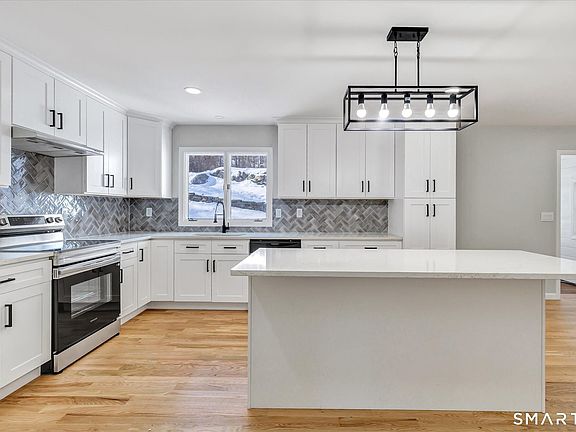 5th image of 176 Strobel Road