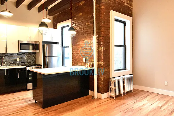 Rented by null | media 19