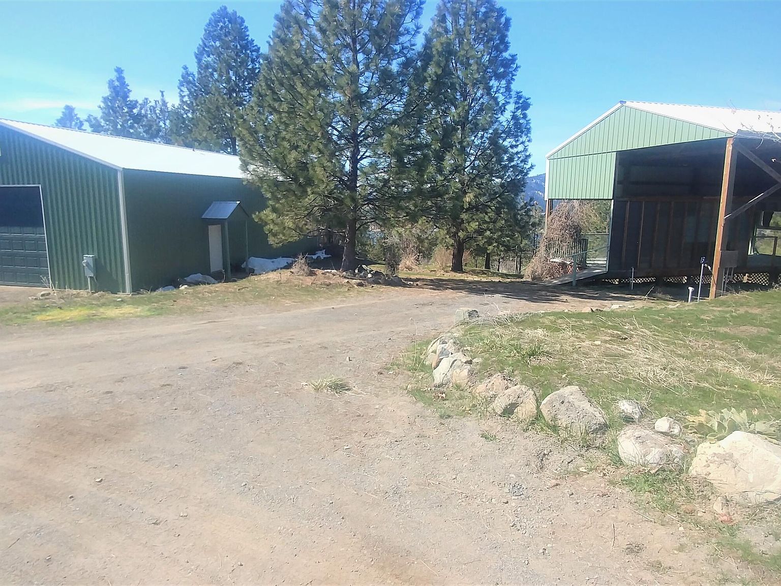 5186 Hunters Ridge Way, Hunters, WA 99137 | Zillow