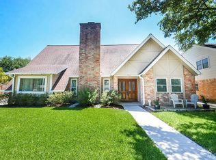 1511 Holly River Dr, Houston, TX 77077