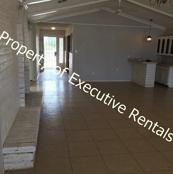 3029 Missouri Ave — Photo 7