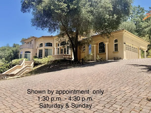 15520 Quito Rd, Monte Sereno, CA 95030