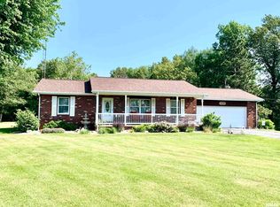 1649 Wolf Rd, Chapin, IL 62628