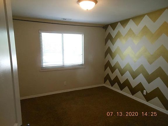 4th image of 854 E Bristle Pine Pl APT 20