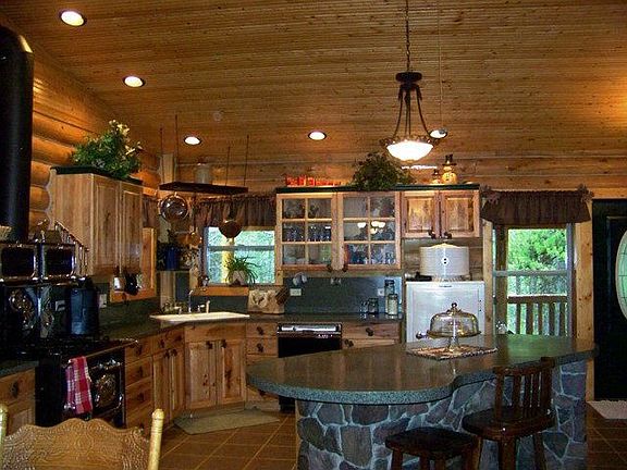 2nd image of 4011 Bighorn Ln