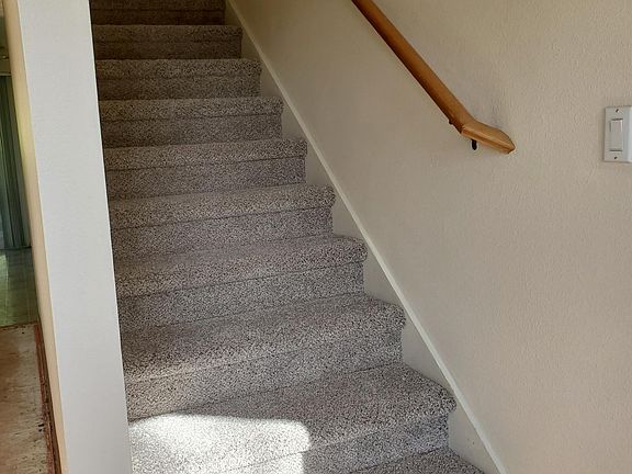 4th image of 1648 Bowmont Ave #1648