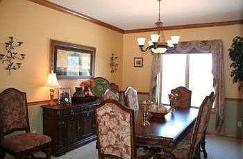 4th image of 1825 Jewel Dr