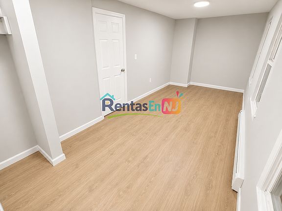 3rd image of 96 Summer Ave #3B