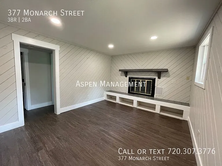 377 Monarch St — Photo 6