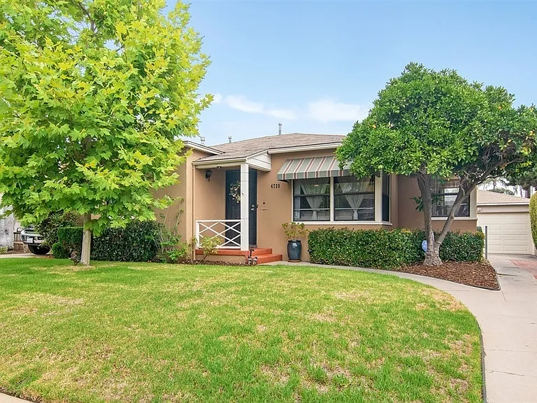 4735 Valencia Dr #FRONT — Photo 1