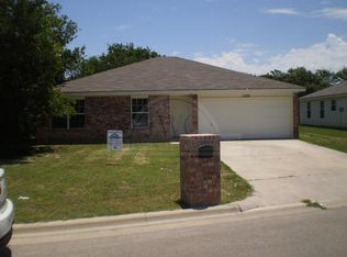 1103 Muelhause St, Belton, TX 76513