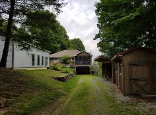 65 Hedges Rd, Cambridge, NY 12816