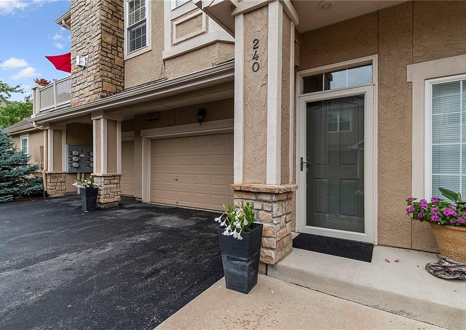 4442 W 159th Ter APT 240, Overland Park, KS 66085 | Zillow