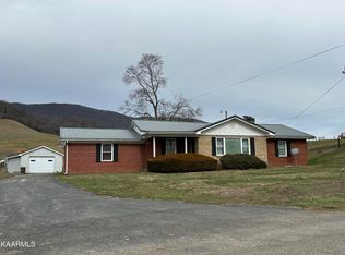 1783 Chadwell Station Rd, Ewing, VA 24248