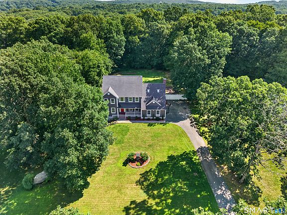2nd image of 39 Cardinal Road