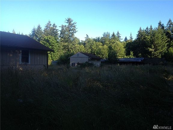 5th image of 1435 46th Ave NE