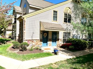 1109 Foxmeadow Dr, Royersford, PA 19468