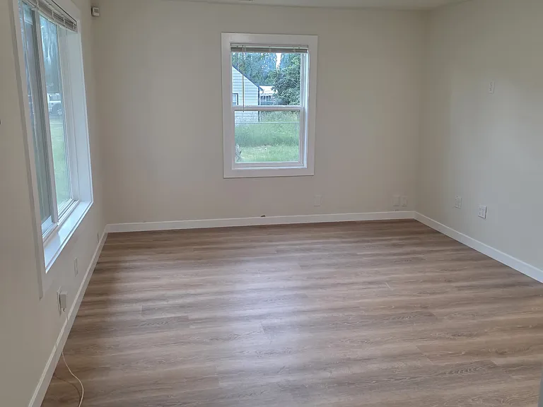 2326 SE 152nd Ave — Photo 5