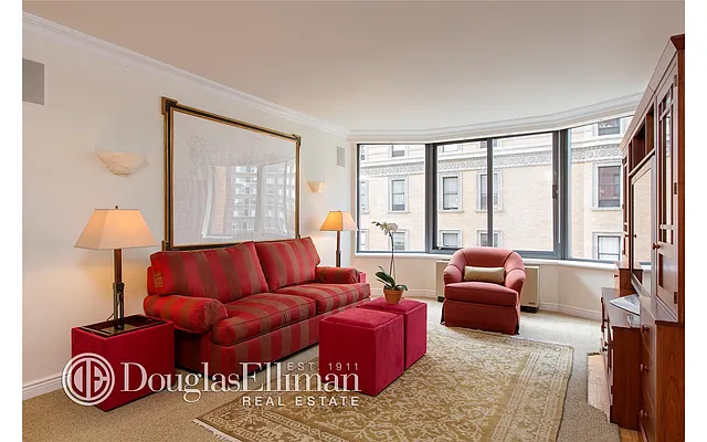 Sold by Douglas Elliman | media 20