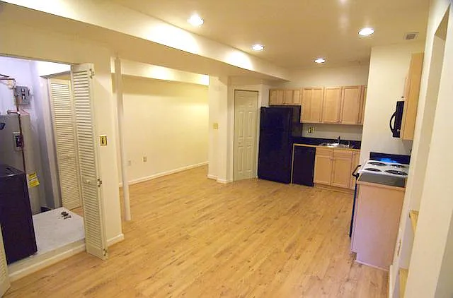 1108 5th St NW #B — Photo 6