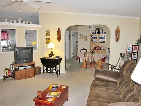 3rd image of 4380 SE Sweetwood Way